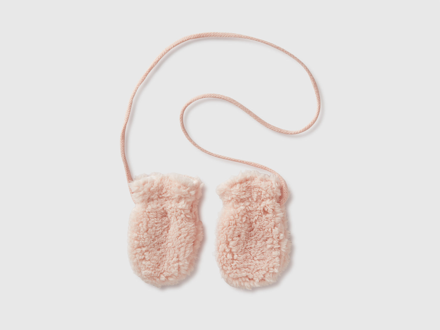 Muffole effetto orsetto da neonato rosa tenue | Benetton Outlet
