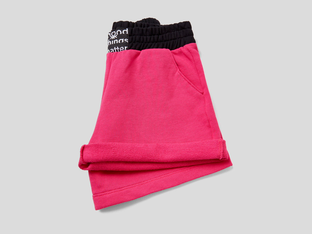 Bermuda in felpa con elastico da bambina fucsia 2 | Benetton Outlet