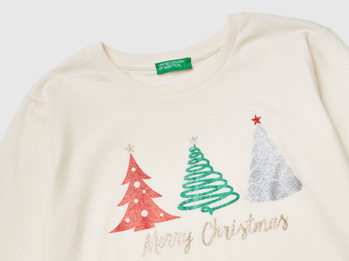 T-shirt con stampa glitter