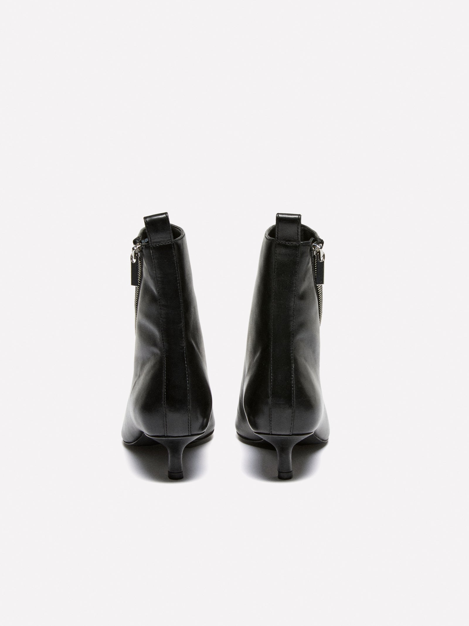 Tronchetti in pelle con cerniera da donna nero 2 | Sisley Outlet