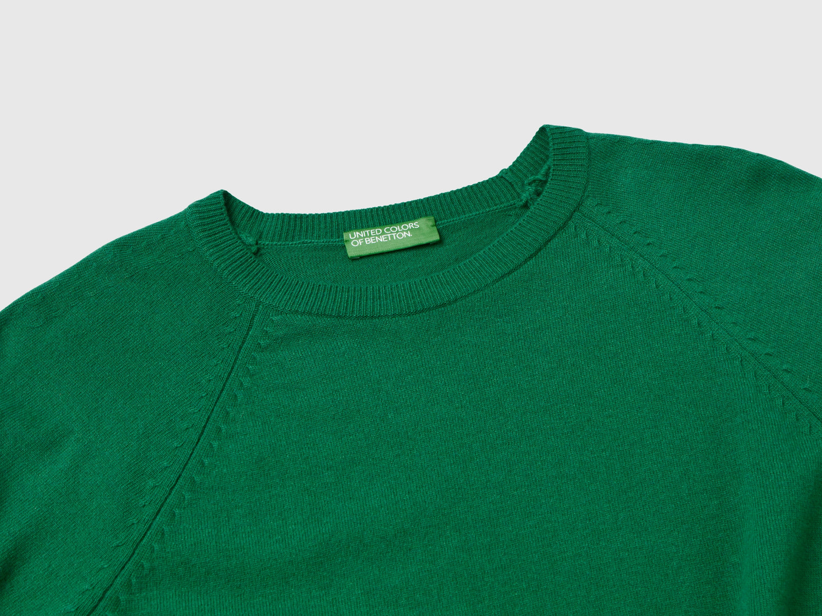 Maglia girocollo bosco in misto lana e cashmere da donna verde 3 | Benetton Outlet