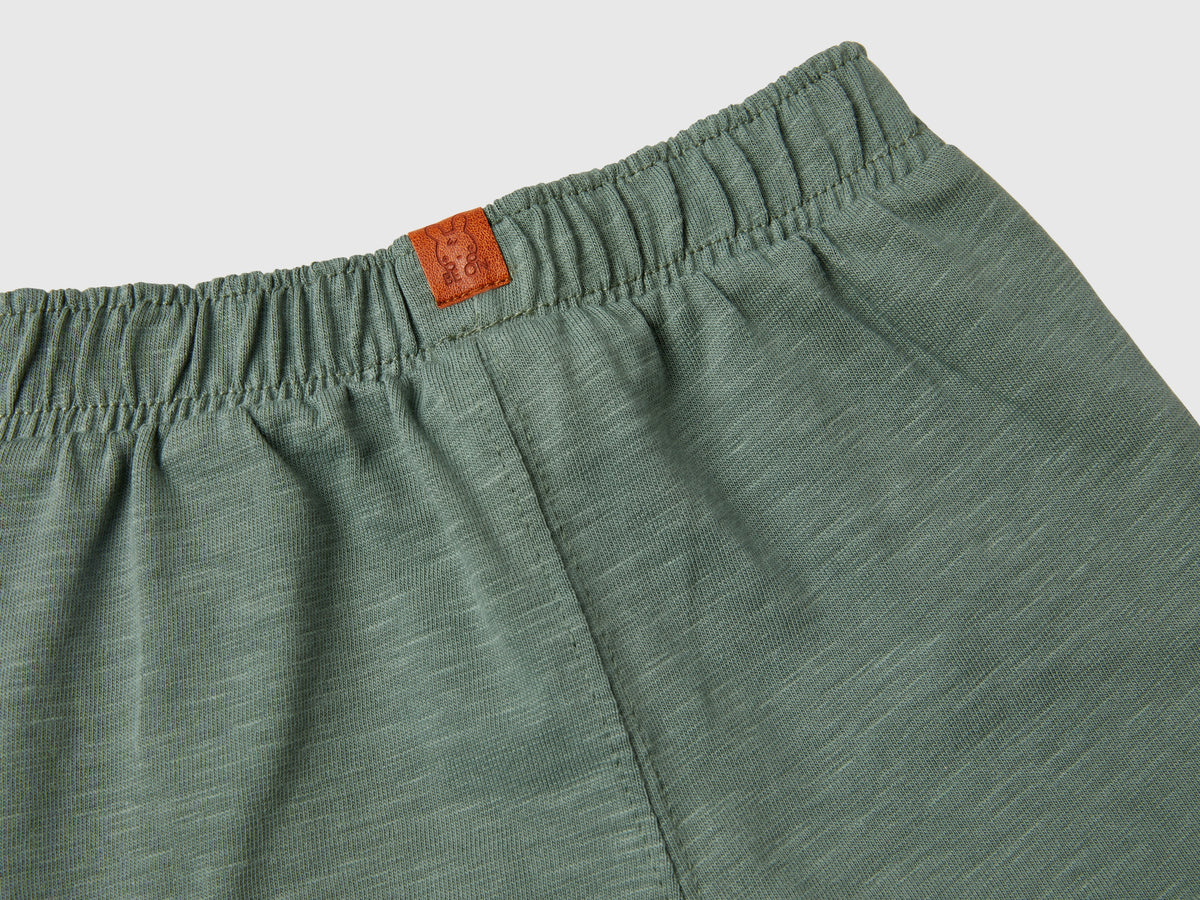 Pantaloni corti in cotone leggero