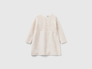Abito in maglia con pizzo