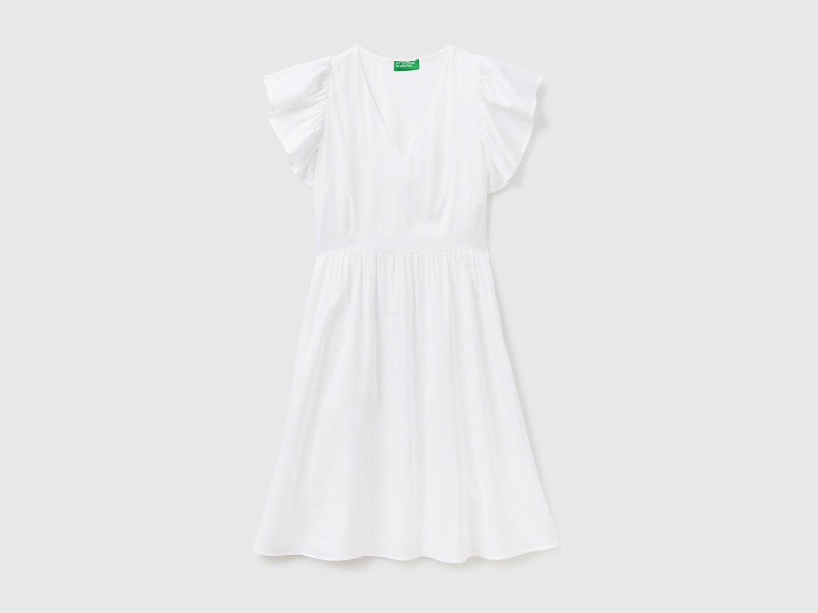 Vestito corto con scollo a V in tessuto fluido e leggero di pura viscosa da donna bianco | Benetton Outlet