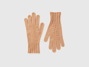 Guanti con lavorazione treccia