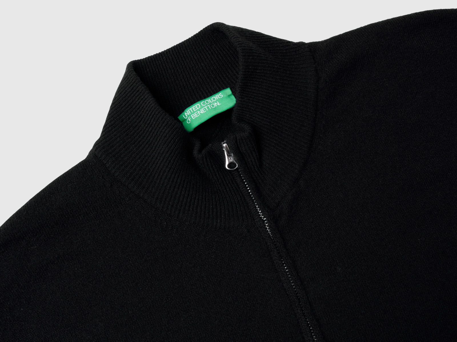 Cardigan con zip in pura lana Merino da uomo nero 3 | Benetton Outlet