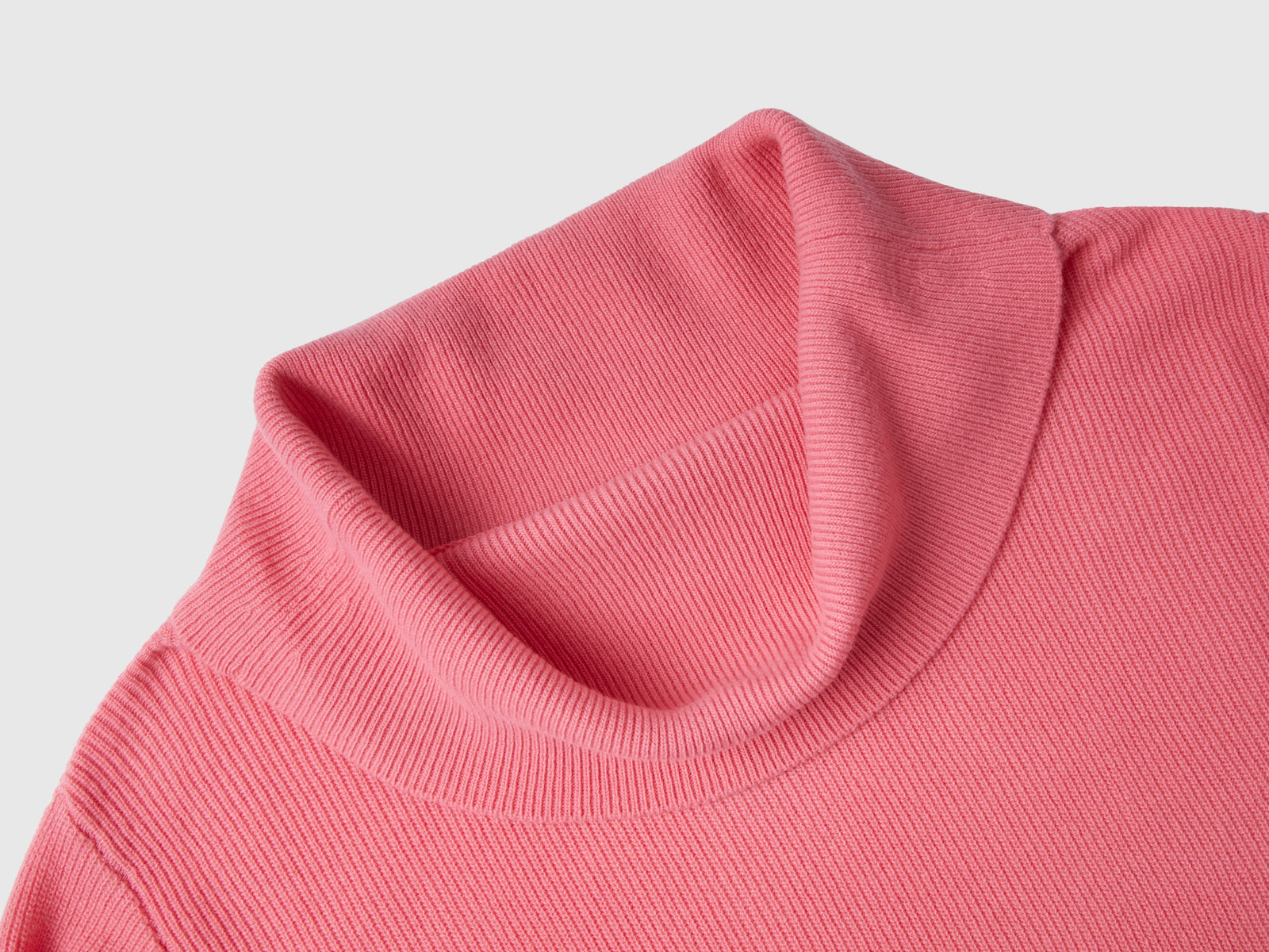 Maglia con spalle scoperte da donna salmone 5 | Benetton Outlet