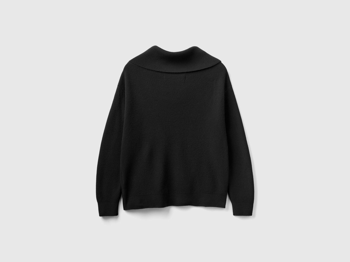 Maglia con spalle scoperte