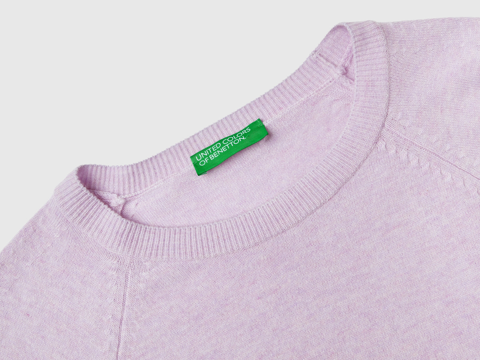 Maglia girocollo chiaro in misto lana e cashmere da donna lilla 3 | Benetton Outlet