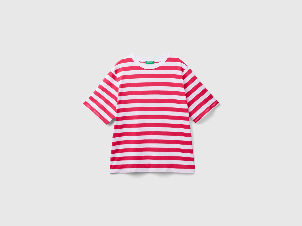 T-shirt a righe comfort fit