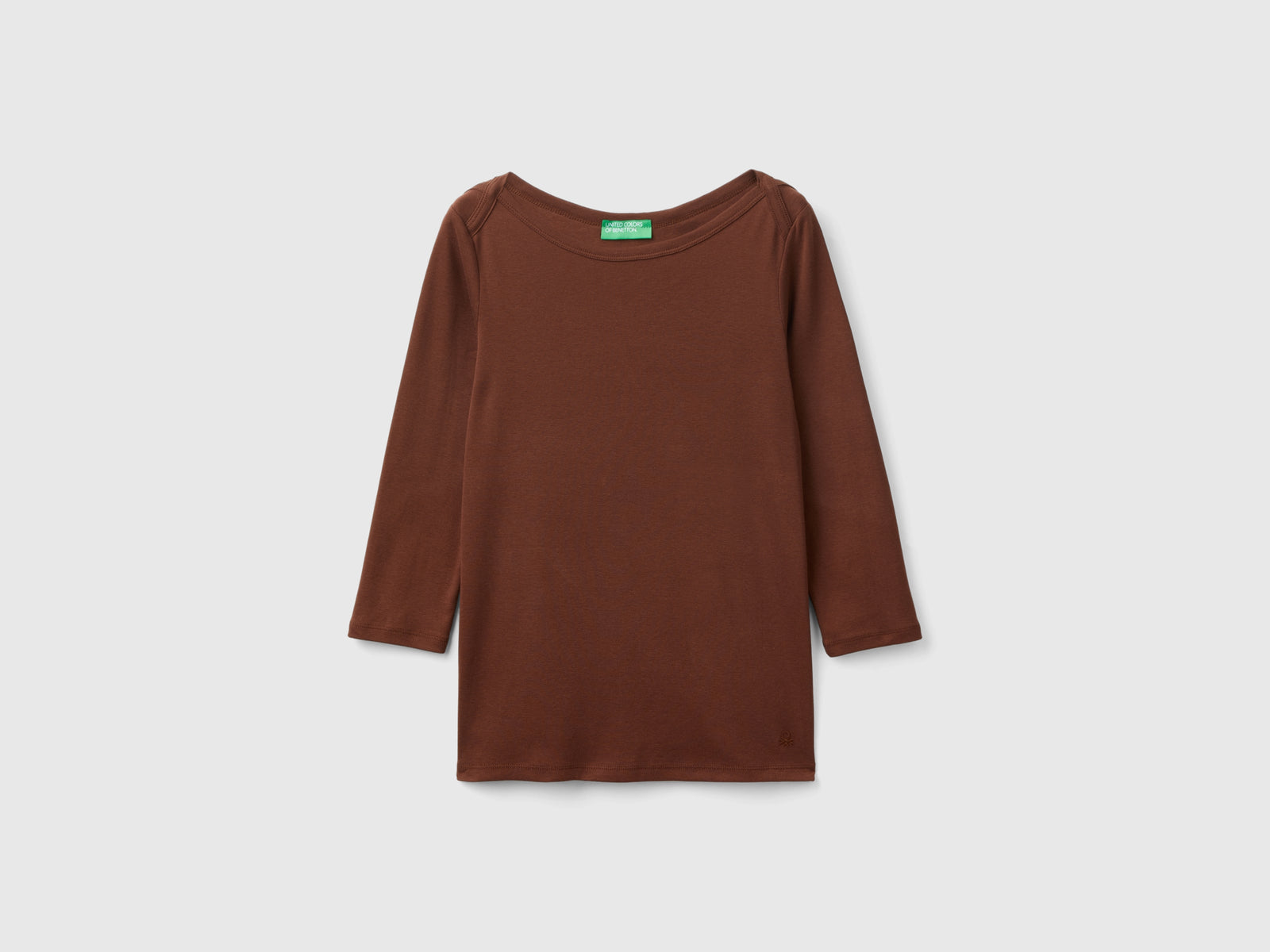 T-shirt con scollo a barchetta 100% cotone da donna marrone | Benetton Outlet