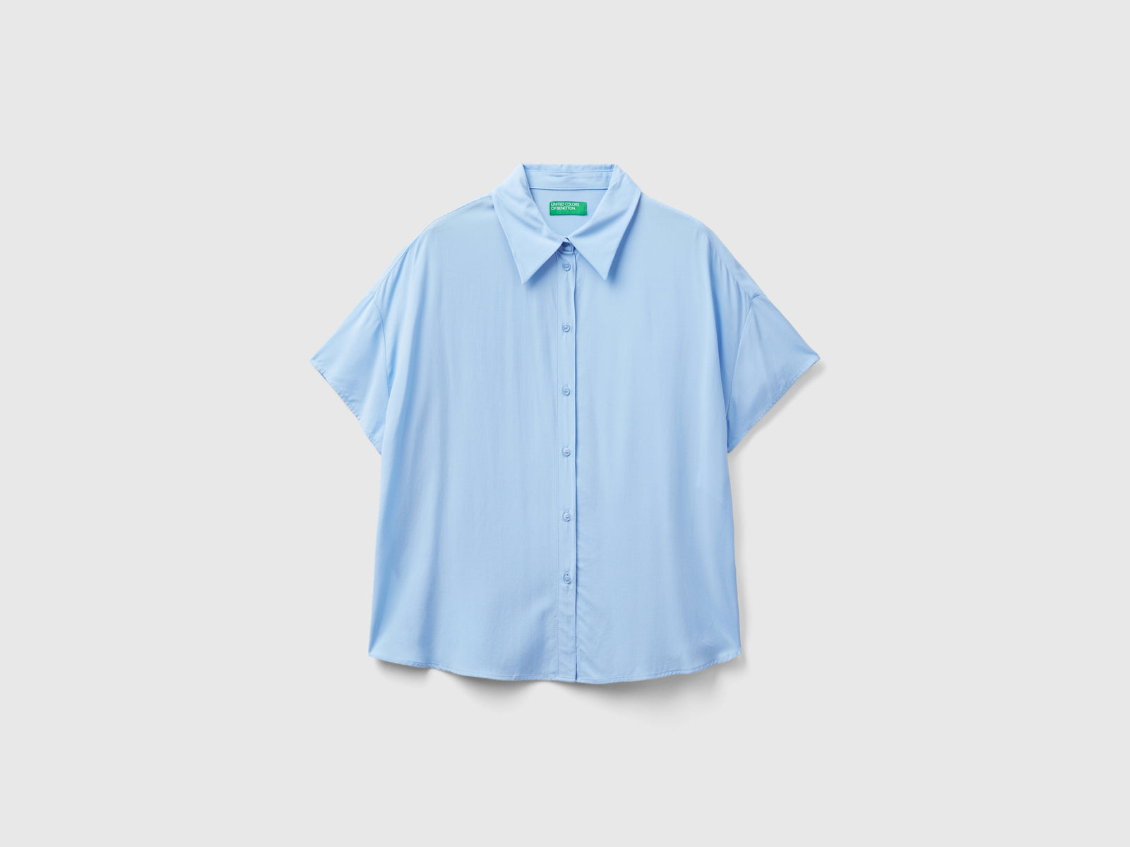 Camicia a manica corta in viscosa da donna celeste | Benetton Outlet
