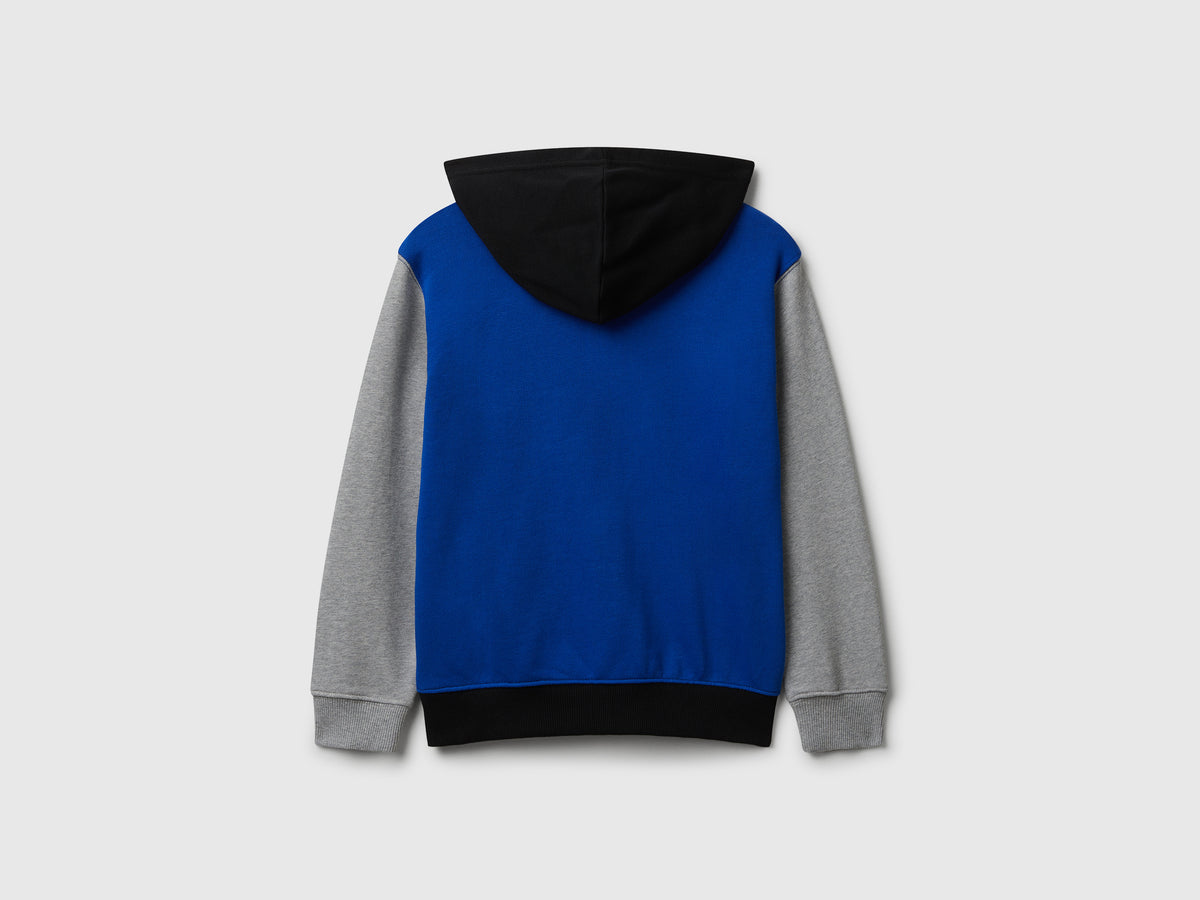 Felpa con zip e cappuccio