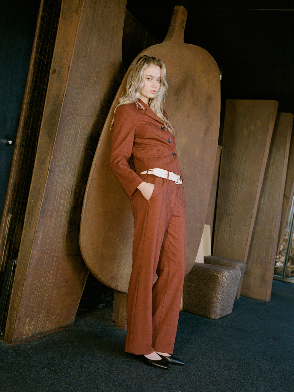 Burnished yarn-dyed trousers