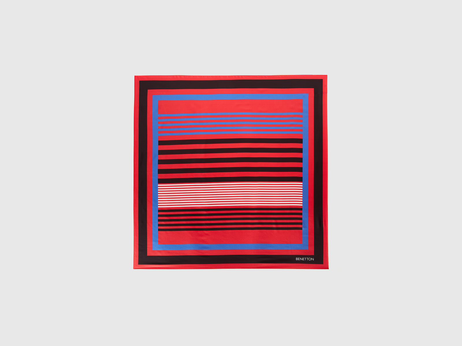Foulard fantasia in tessuto riciclato da donna multi-color | Benetton Outlet