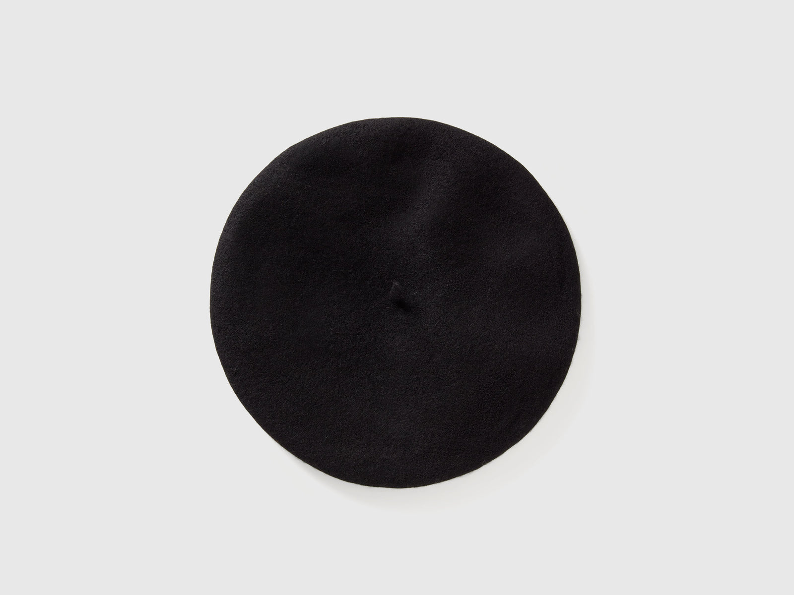 Basco classico in misto lana da donna nero | Benetton Outlet