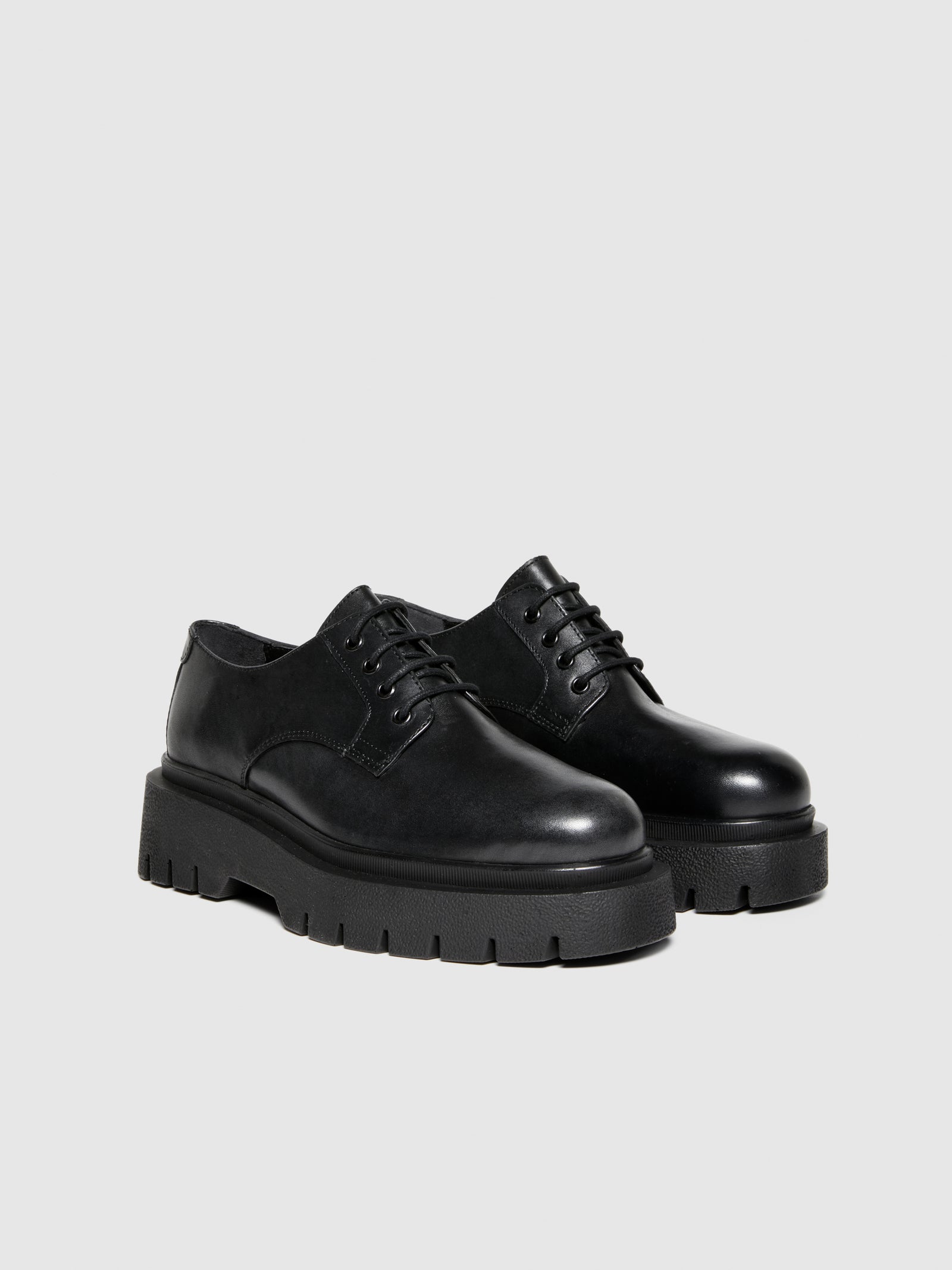 Derby in pelle con suola chunky da donna nero | Sisley Outlet