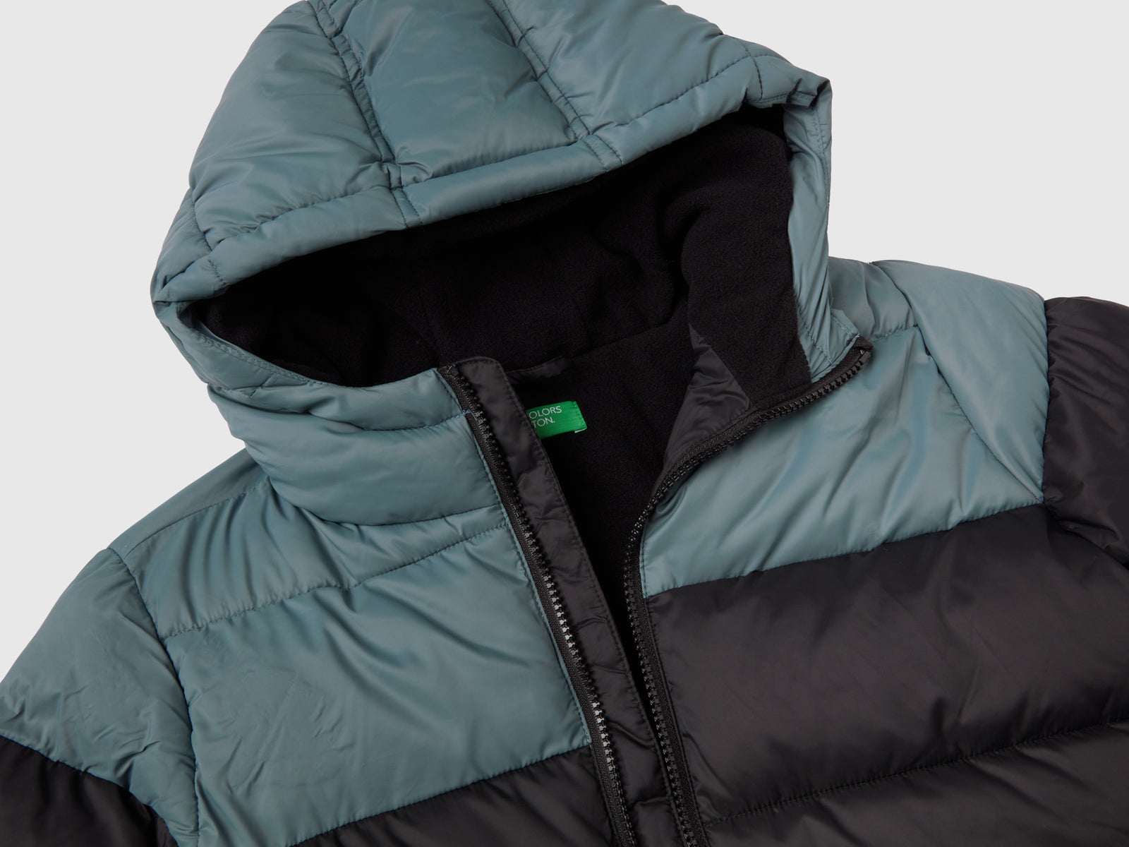 Giubbotto color block con cappuccio da bambino nero 3 | Benetton Outlet