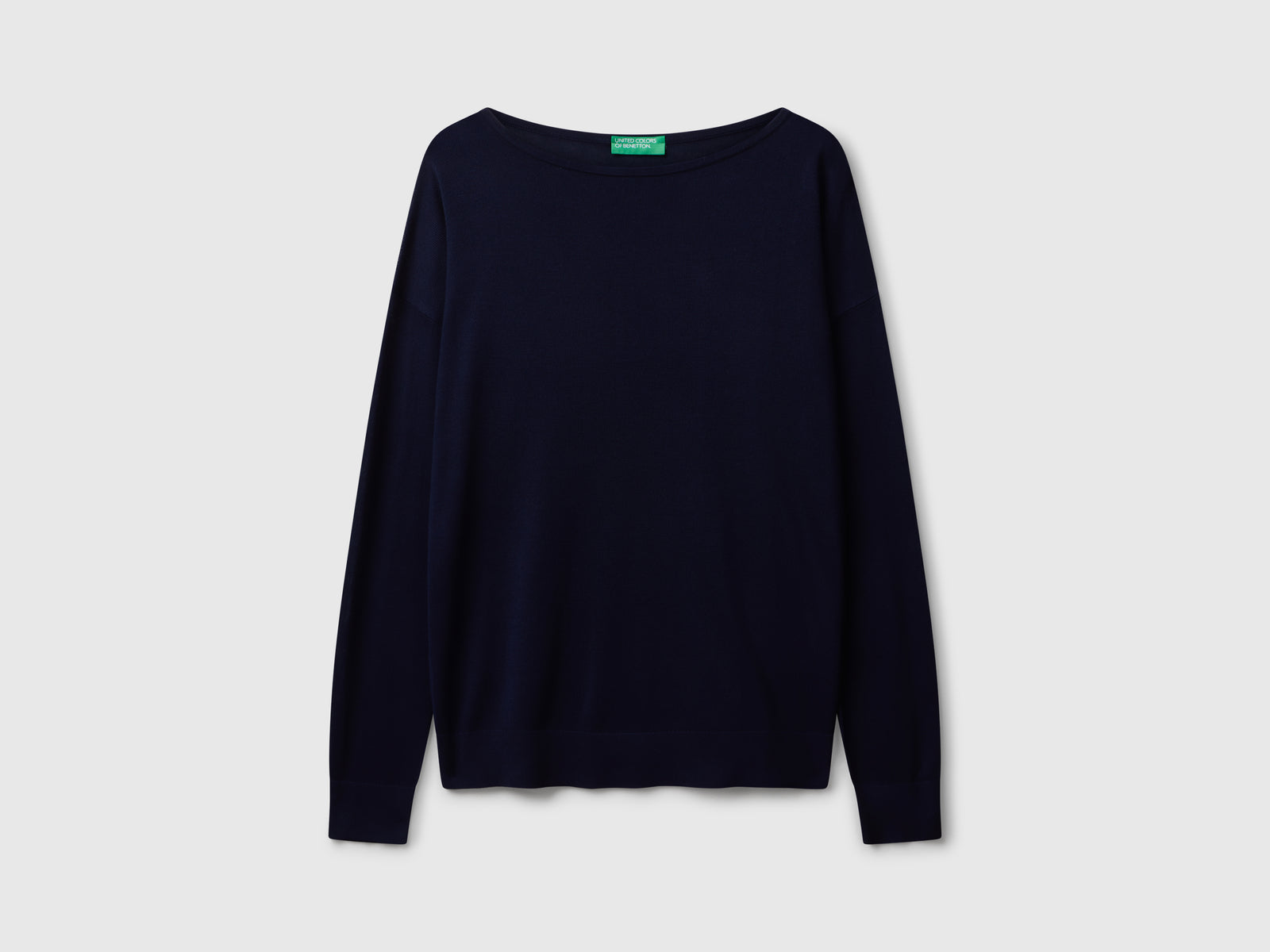 Maglia fluida con scollo a barchetta da donna blu scuro | Benetton Outlet