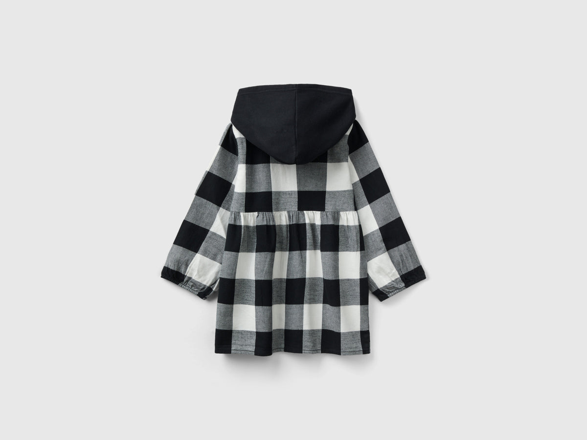 Vestito scozzese con cappuccio