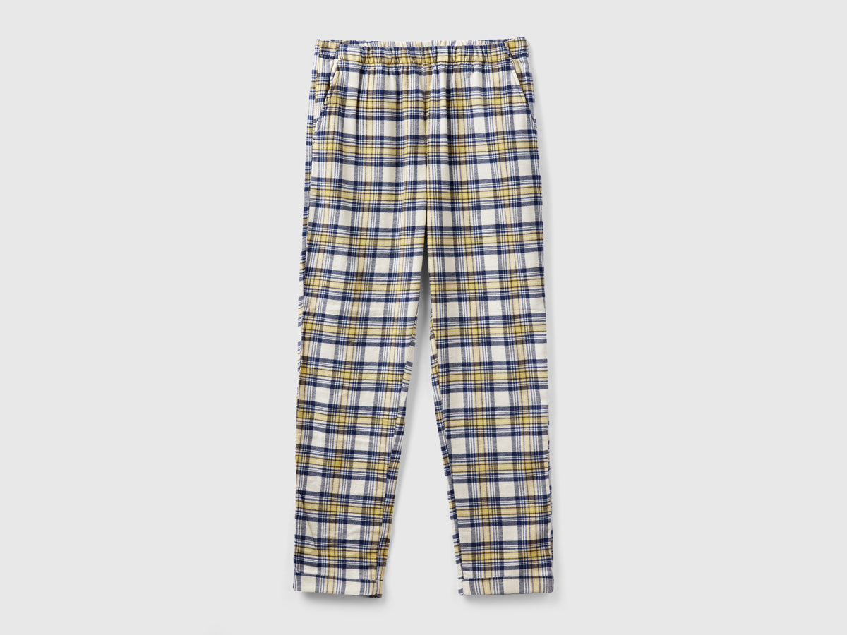 Pantaloni tartan e blu