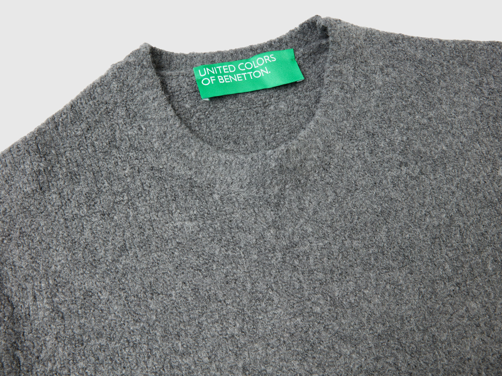 Maglia girocollo bouclé da uomo grigio scuro 3 | Benetton Outlet