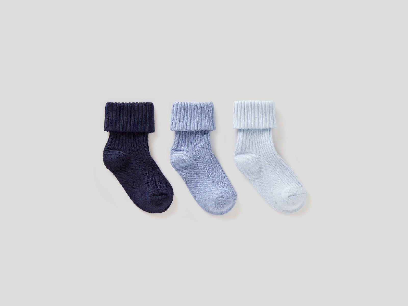 Set calzini con risvolto da neonato azzurro | Benetton Outlet
