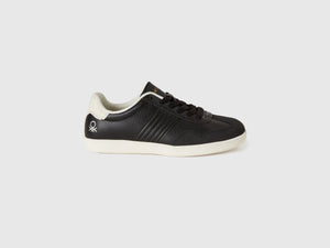 Sneakers in tessuto spalmato e scamosciato