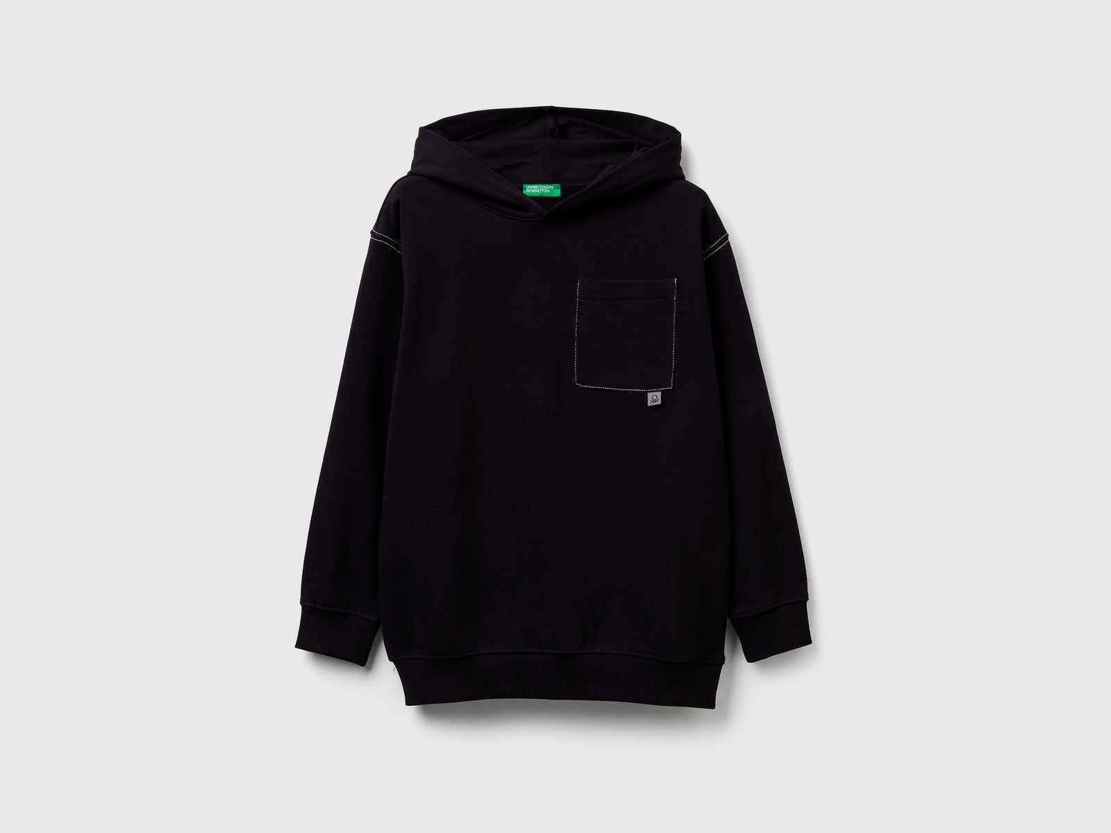 Felpa over fit con stampa spessorata da bambino nero | Benetton Outlet