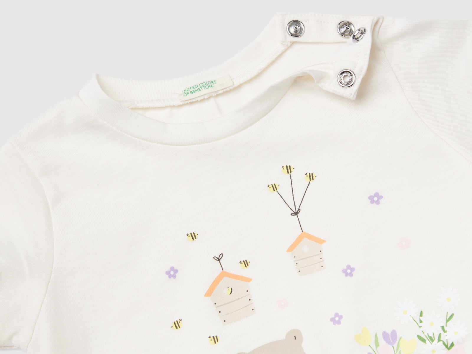 Maglietta in cotone bio con stampa da neonato bianco panna 2 | Benetton Outlet