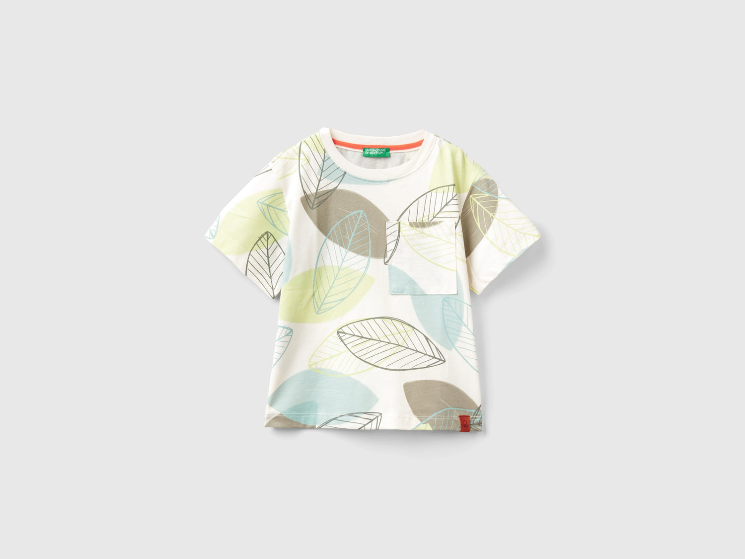 T-shirt con stampa foglie da bimbo bianco panna | Benetton Outlet