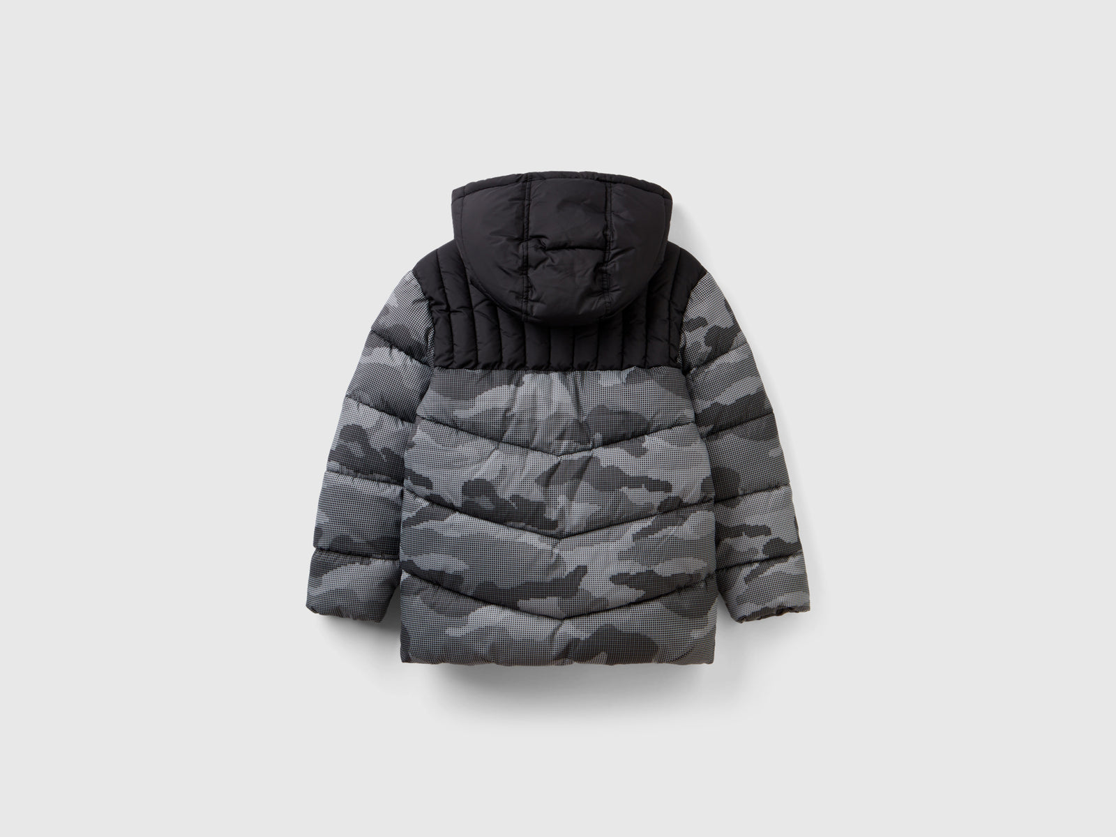 Piumino camouflage da bambino grigio 2 | Benetton Outlet