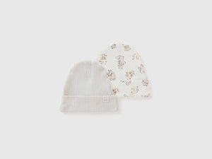 Due cappellini in cotone bio