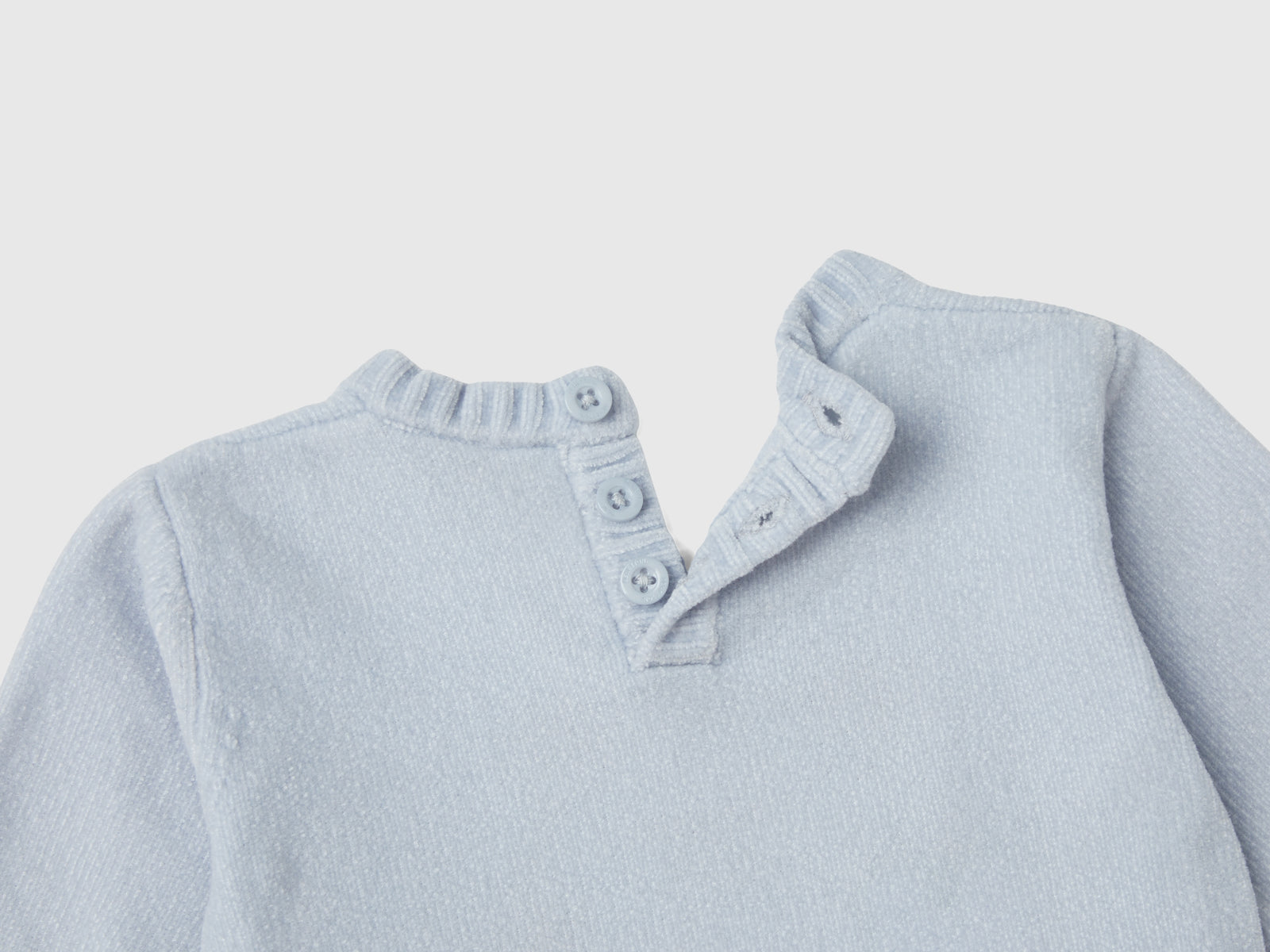 Maglioncino in ciniglia con intarsio da neonato celeste 2 | Benetton Outlet
