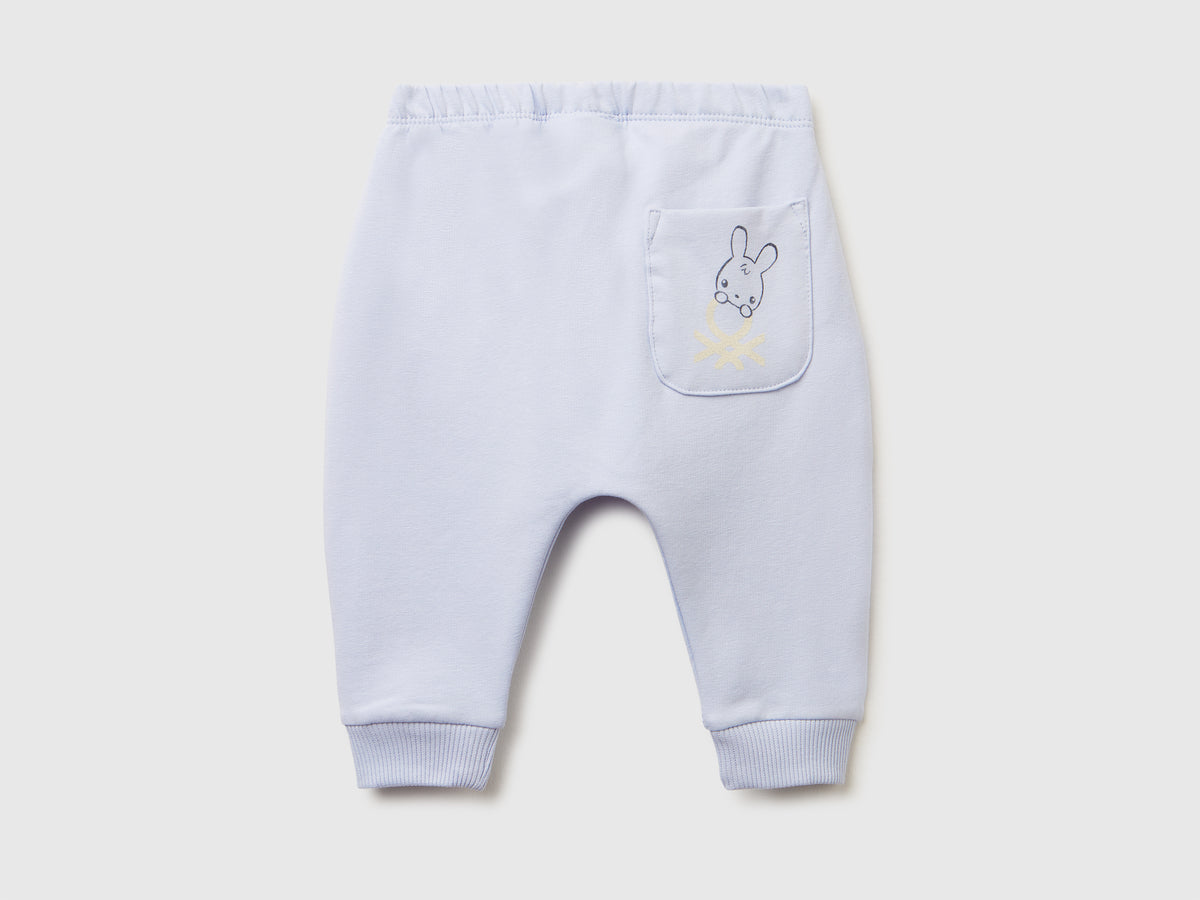 Pantaloni in calda felpa con taschino