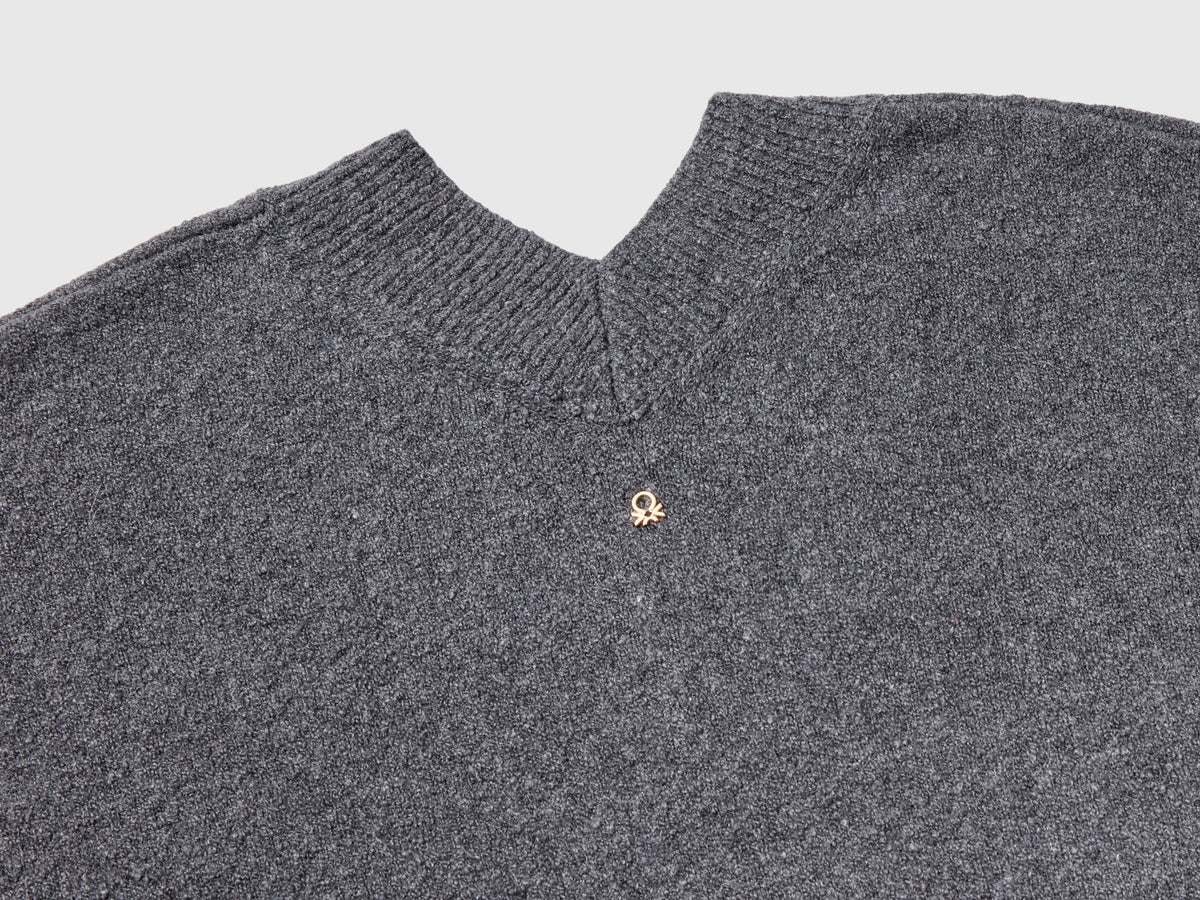 Maglia con scollo a V