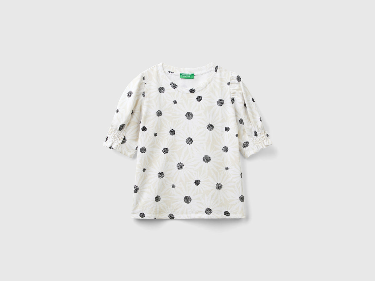 T-shirt in cotone bio con stampa fiori