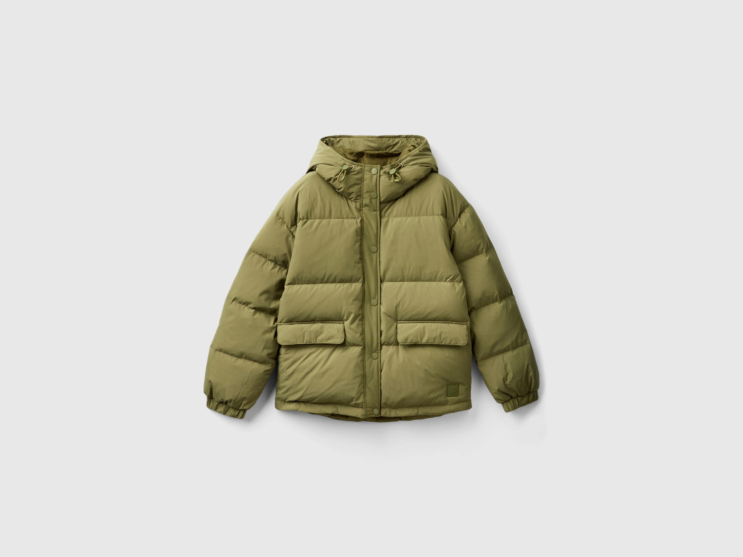 Piumino corto imbottito con piuma riciclata da donna verde militare | Benetton Outlet