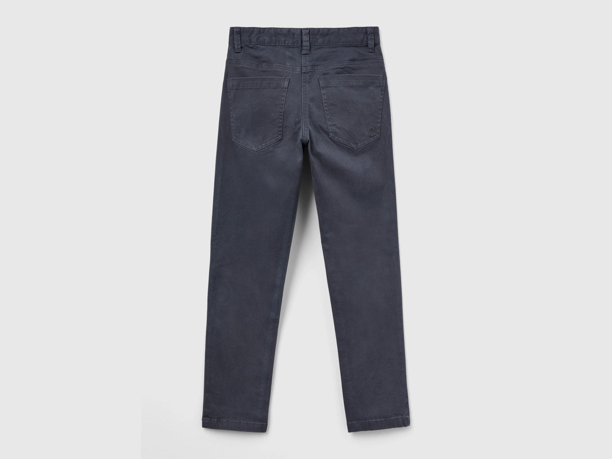Pantaloni slim fit cinque tasche