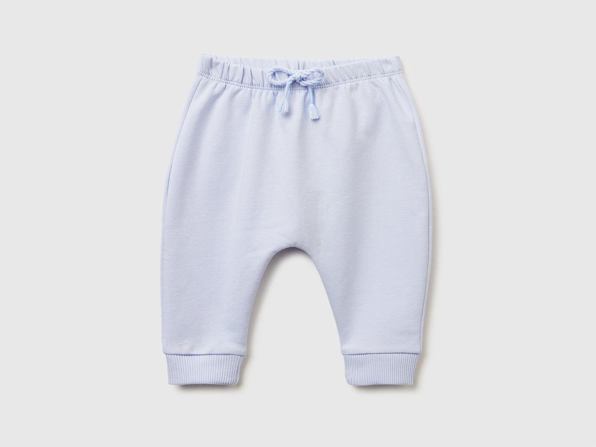 Pantaloni in calda felpa con taschino