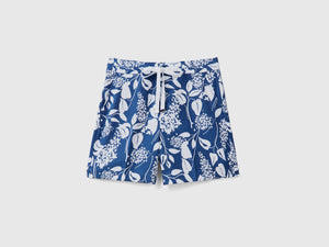 Pantaloni corti fluidi in puro lyocell con leggera piega centrale
