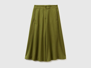 Pantaloni ampi cropped