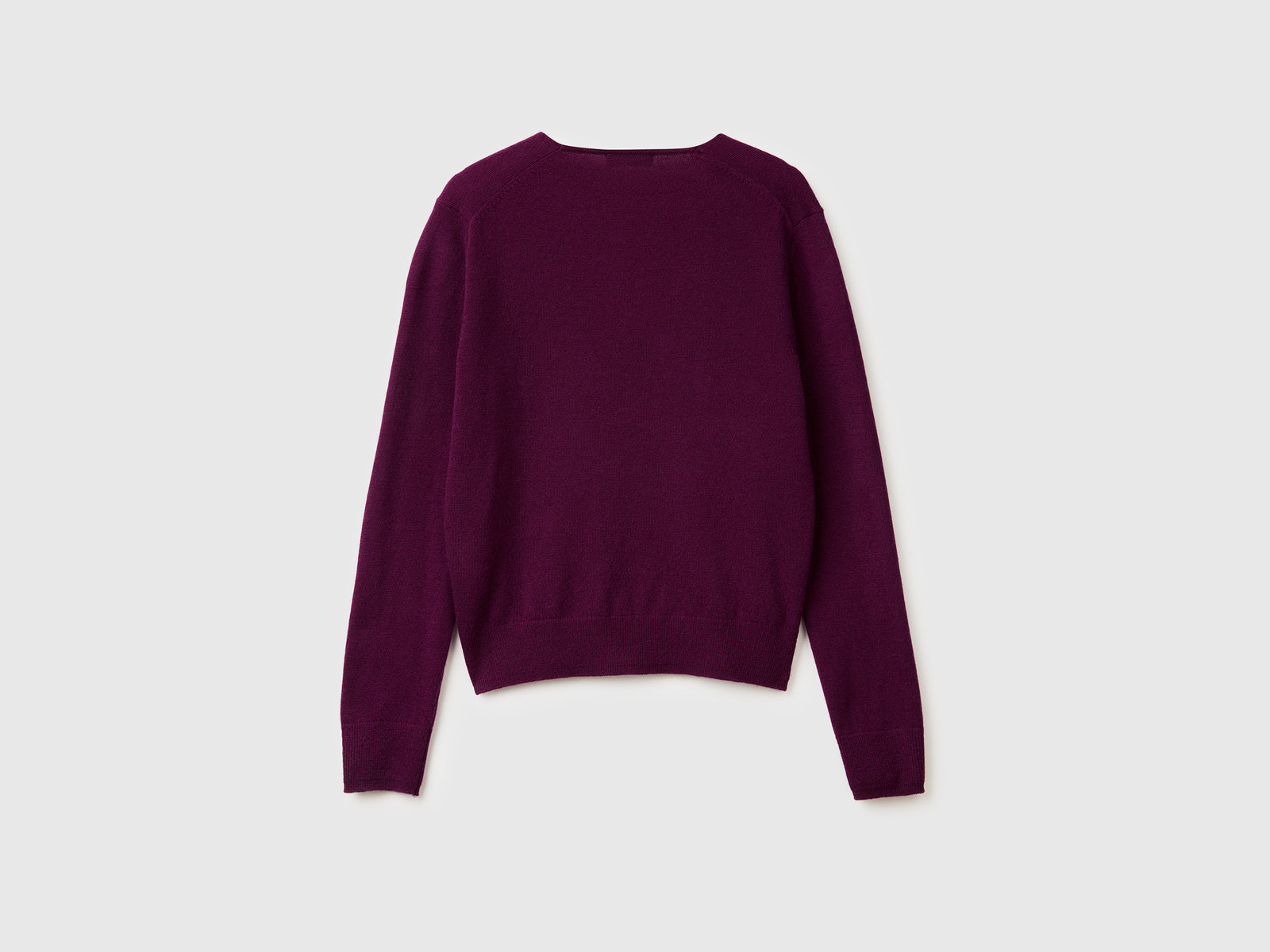 Maglione viola con scollo a V in pura lana Merino da donna prugna 2 | Benetton Outlet