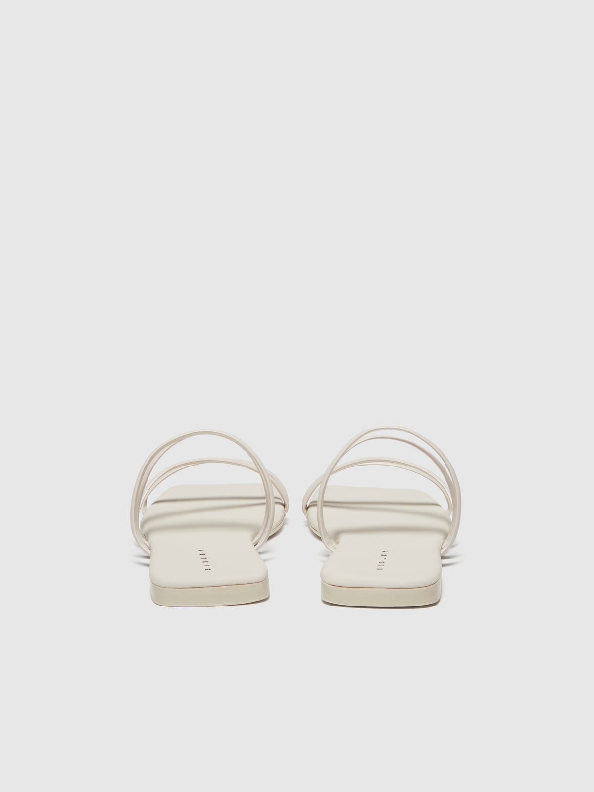 Sandali bassi con fascette