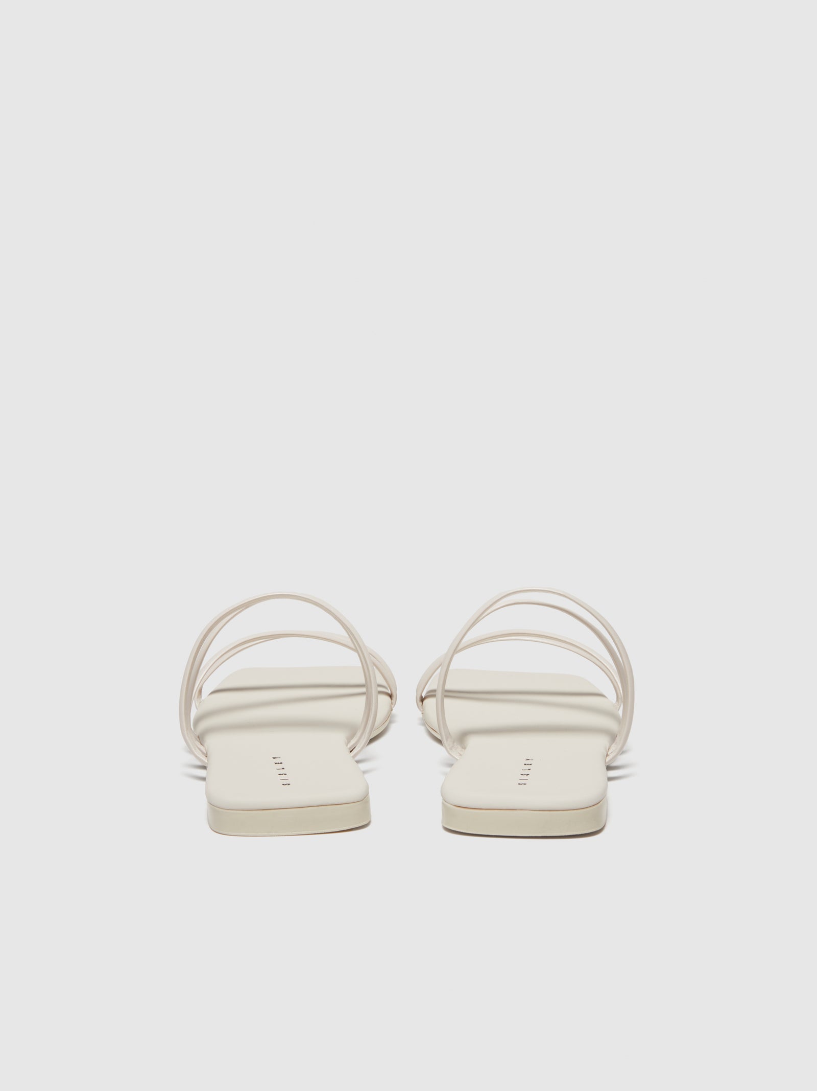 Sandali bassi con fascette da donna bianco panna 2 | Sisley Outlet