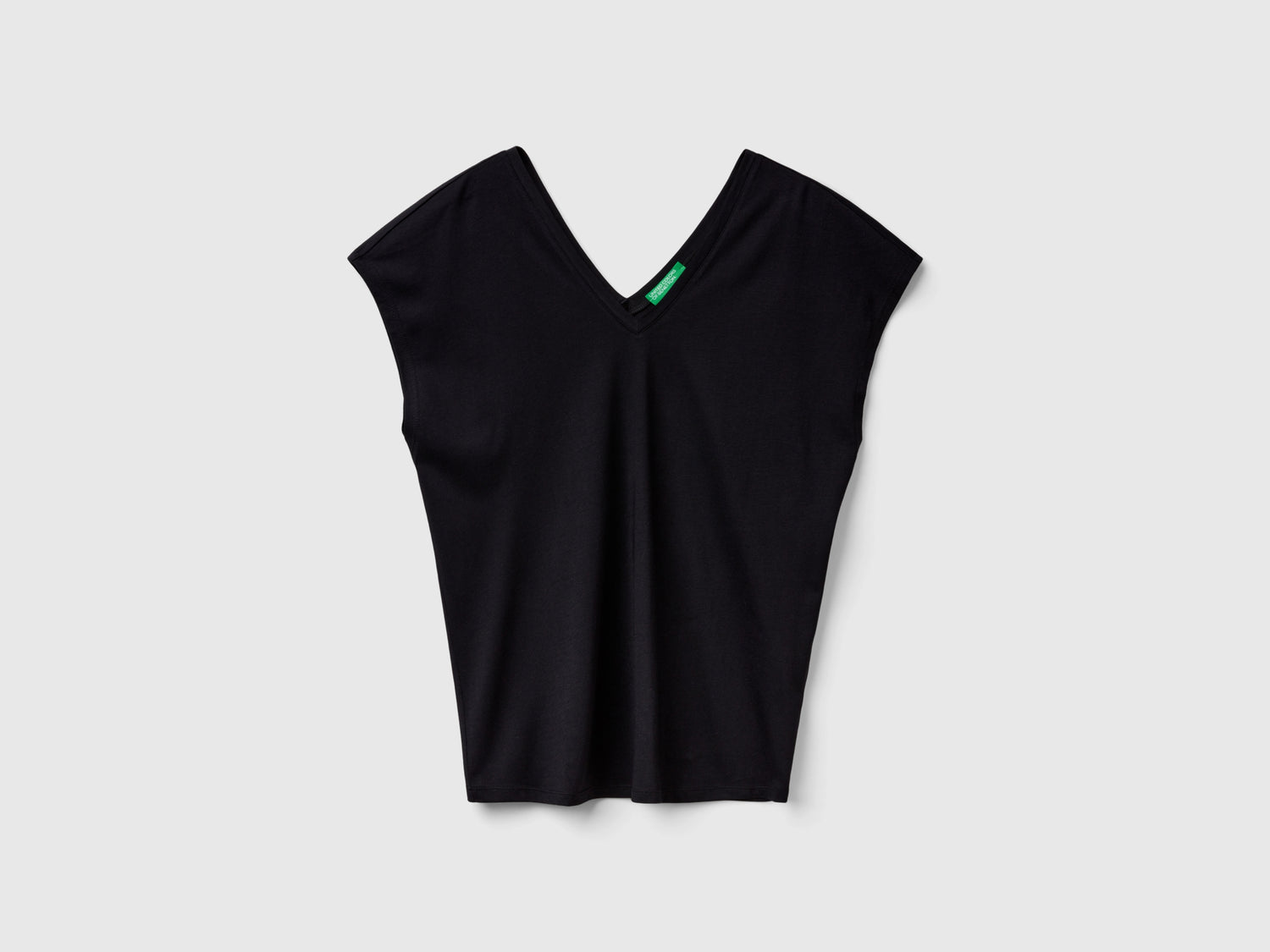 Maglietta con manica kimono da donna nero | Benetton Outlet