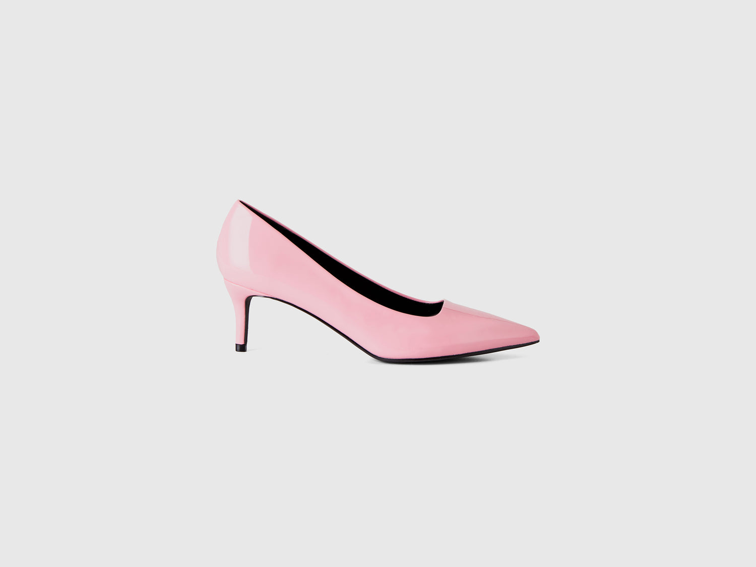 Decolleté rosa con tacco in vernice da donna rosa pastello | Benetton Outlet