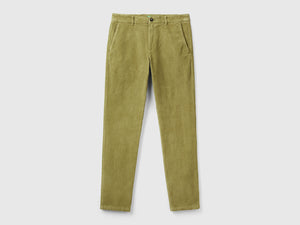 Pantaloni slim fit in velluto stretch