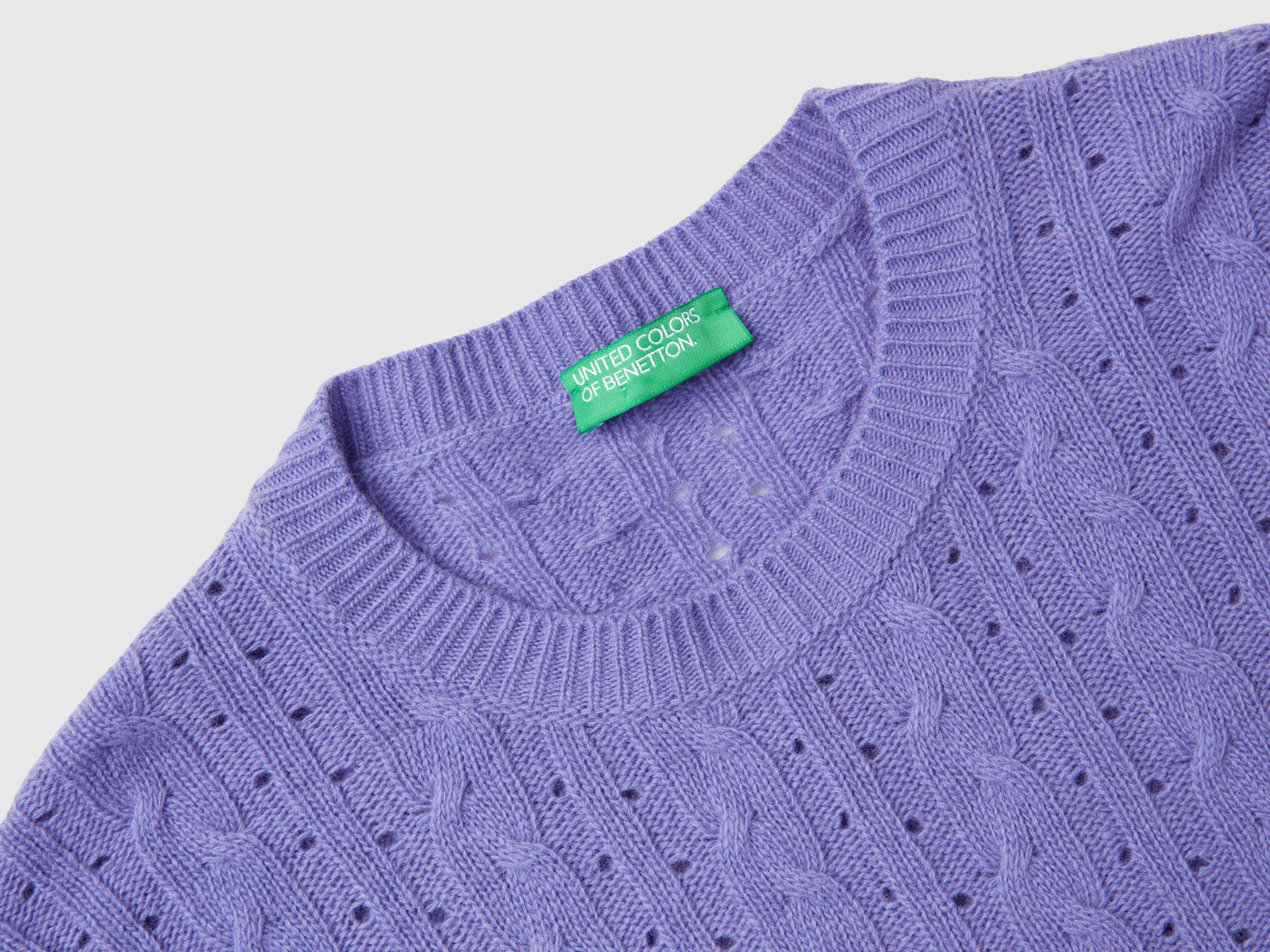 Cropped cable knit top with openwork details da donna viola 3 | Benetton Outlet