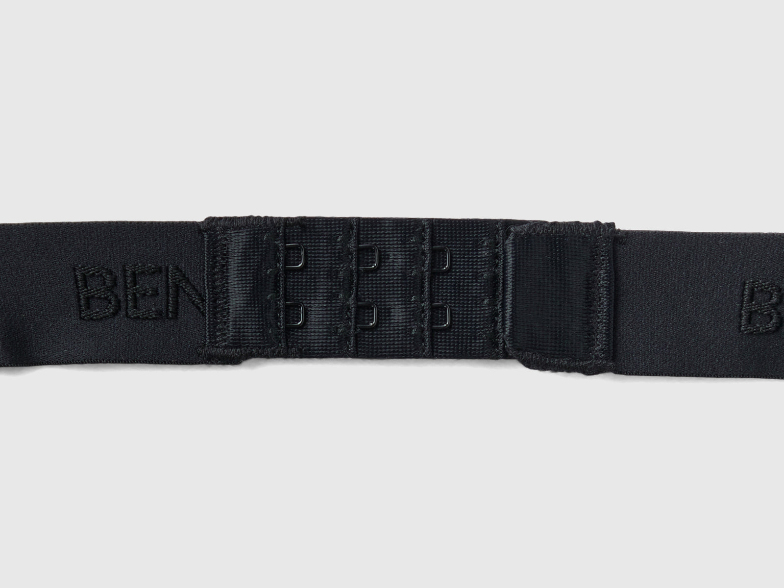 Reggiseno a triangolo in pizzo da donna nero 3 | Benetton Outlet